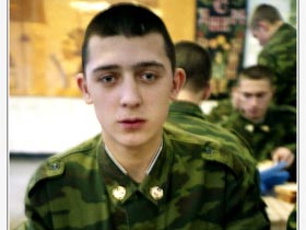 В армейской столовой. Фото с сайта www.photosight.ru (с)