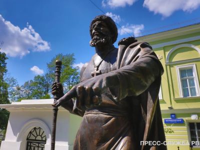 Памятник Ивану Грозному. Фото: rvio.histrf.ru